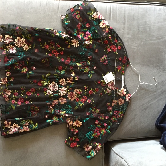 Floral mesh shirt - Picture 4 of 4